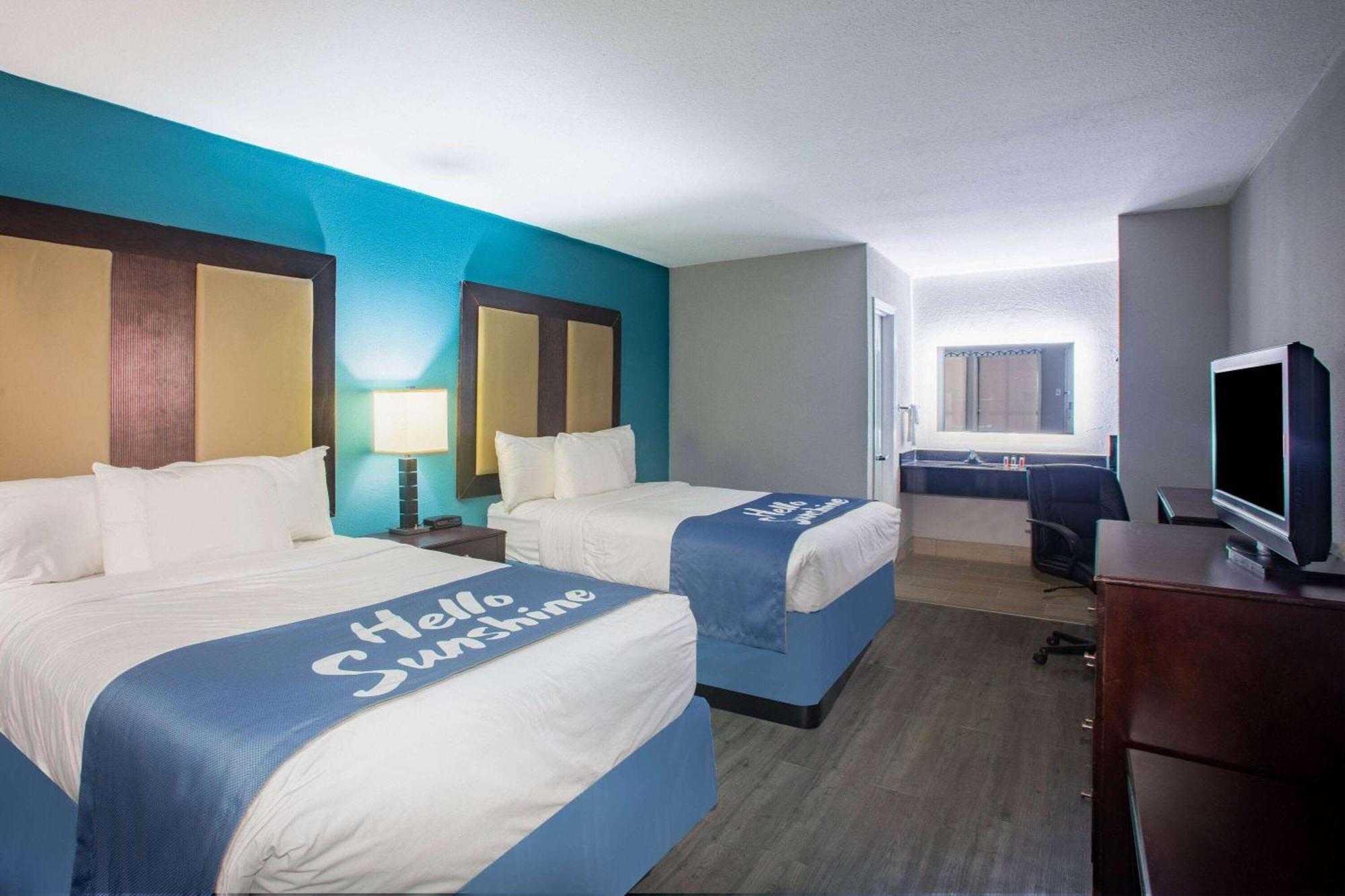 Days Inn By Wyndham Mobile I-65 Buitenkant foto